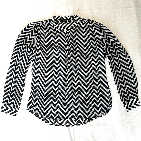 a.n.a. A New Approach Black Short Sleeve Blouse Size 3X - 47% off